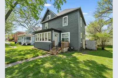 108 E Summit Avenue, Fergus Falls, MN 56537 - Photo 1