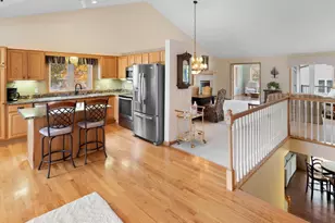 6708 Chadwick Dr, Savage, MN 55378 - Photo 6