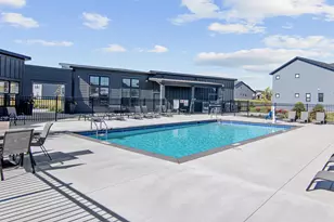 4616 Atlas Pl, Woodbury, MN 55129 - Photo 6