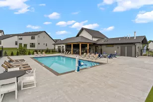 6997 Angela Trl, Inver Grove Heights, MN 55077 - Photo 4