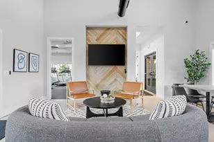 6930 Angela Trl, Inver Grove Heights, MN 55077 - Photo 14