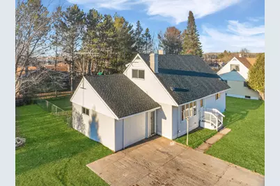 201 Arlington Road, Hoyt Lakes, MN 55750 - Photo 1