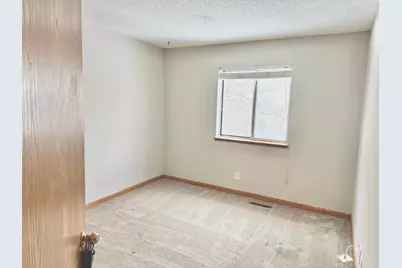 8573 Cardiff Lane, Eden Prairie, MN 55344 - Photo 18