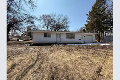 528 W Sorenson Avenue, Appleton, MN 56208 - Photo 1