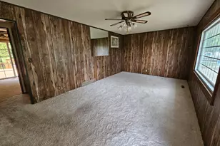 1810 Michaelle Ln, Albert Lea, MN 56007 - Photo 12