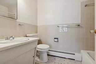 8262 Fremont Ave S, Bloomington, MN 55420 - Photo 14