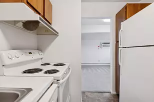 8262 Fremont Ave S, Bloomington, MN 55420 - Photo 6