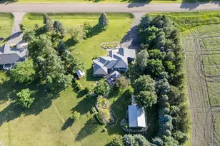 65672 275th St, Alden, MN 56009 - Photo 14