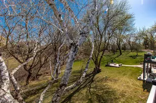 2472 Gates Dr SW, Rochester, MN 55902 - Photo 8