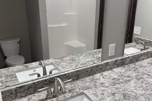 1312 18th St NE, Austin, MN 55912 - Photo 12