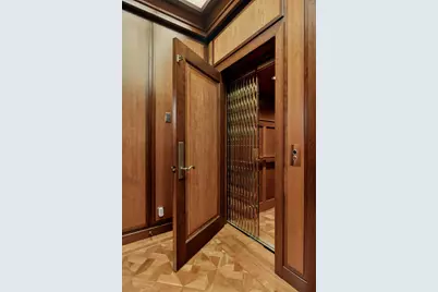 540 Rice Street E, Wayzata, MN 55391 - Photo 8