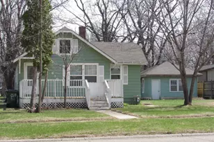 610 Grand Ave, Worthington, MN 56187 - Photo 1