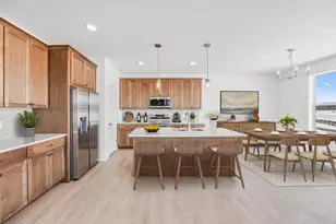 1517 Creekwood Dr, New Richmond, WI 54017 - Photo 4