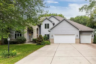 7204 Heatherton Circle, Edina, MN 55435 - Photo 1