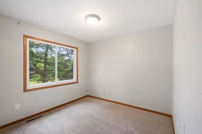 695 E Burnsville Parkway #19, Burnsville, MN 55337 - Photo 12