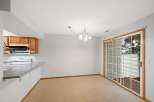 695 E Burnsville Pkwy, Burnsville, MN 55337 - Photo 26