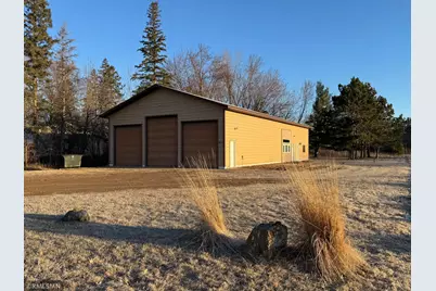 407 1st Street NE, Hinckley, MN 55037 - Photo 1