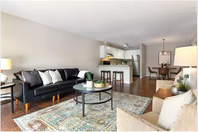 10211 Cedar Lake Road #109, Minnetonka, MN 55305 - Photo 4