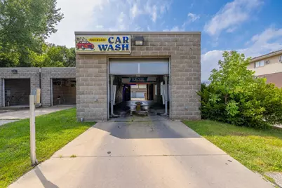 815 S Main Street, Fountain City, WI 54629 - Photo 2