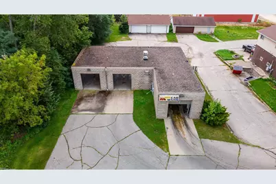 815 S Main Street, Fountain City, WI 54629 - Photo 4