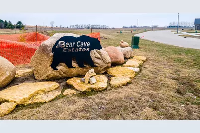 519 Kodiak Drive NW, Stewartville, MN 55976 - Photo 1