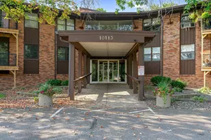 10113 W 34th St, Minnetonka, MN 55305 - Photo 1