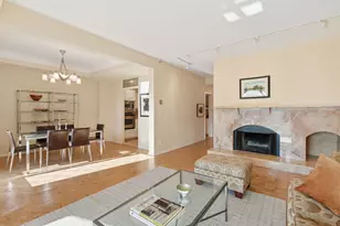 1235 Yale Pl, Minneapolis, MN 55403 - Photo 8