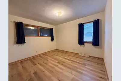 106 McPhail Avenue N, Caledonia, MN 55921 - Photo 12