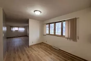 106 McPhail Ave N, Caledonia, MN 55921 - Photo 6