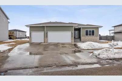 2118 42nd Street S, Moorhead, MN 56560 - Photo 1