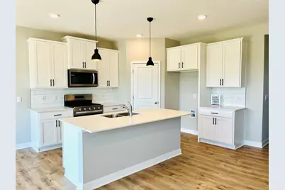 8337 Brumby Trail, Woodbury, MN 55129 - Photo 4