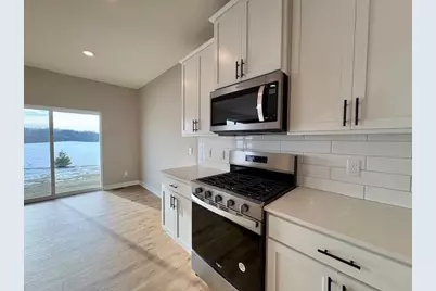 8337 Brumby Trail, Woodbury, MN 55129 - Photo 2