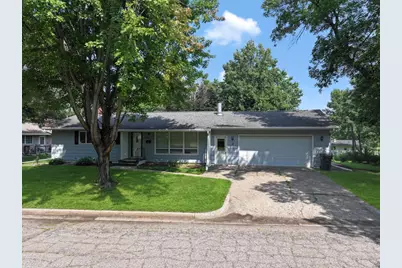 507 Summit Avenue, Tracy, MN 56175 - Photo 1