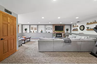 10243 Englewood Drive, Eden Prairie, MN 55347 - Photo 18