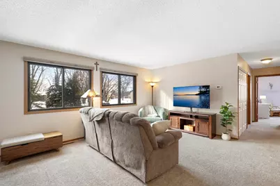 5650 Brandlwood Court #68, White Bear Lake, MN 55110 - Photo 4