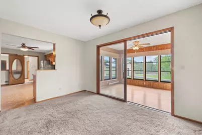 2591 Carver Avenue E, Maplewood, MN 55119 - Photo 10
