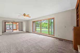 2591 Carver Ave E, Maplewood, MN 55119 - Photo 8
