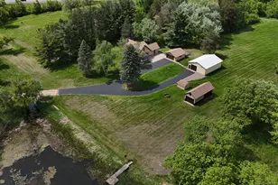 2591 Carver Ave E, Maplewood, MN 55119 - Photo 2