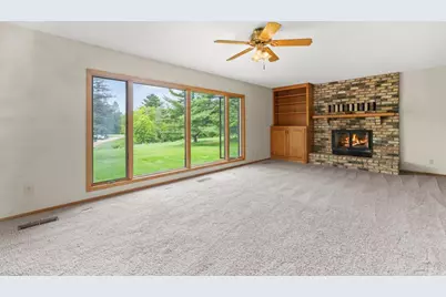 2591 Carver Avenue E, Maplewood, MN 55119 - Photo 6