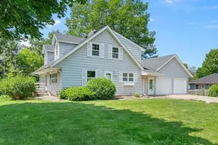 10916 Oxborough Ave S, Bloomington, MN 55437 - Photo 1