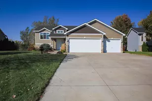 823 Harrison Dr, Big Lake, MN 55309 - Photo 1