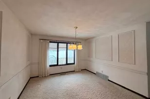 107 Sunnyside Dr E, Caledonia, MN 55921 - Photo 6