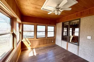 107 Sunnyside Dr E, Caledonia, MN 55921 - Photo 12