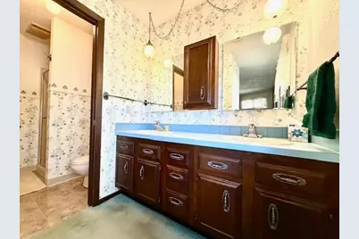 107 Sunnyside Drive E, Caledonia, MN 55921 - Photo 18