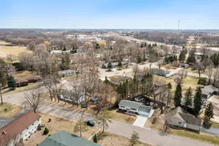 365 Spruce St E, Annandale, MN 55302 - Photo 38