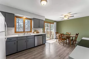 365 Spruce St E, Annandale, MN 55302 - Photo 16