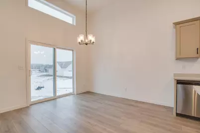 2516 38th Avenue S, Moorhead, MN 56560 - Photo 16