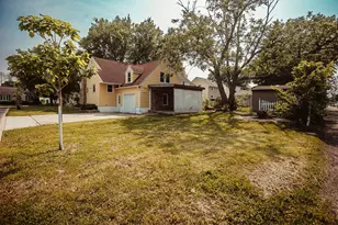 800 5th Ave SW, Austin, MN 55912 - Photo 2