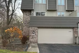 10346 Berkshire Rd, Bloomington, MN 55437 - Photo 22