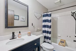 10346 Berkshire Rd, Bloomington, MN 55437 - Photo 14